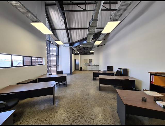 613M² WAREHOUSE TO LET IN RIVERSANDS